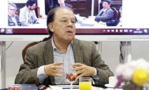 MESA REDONDA MINERÍA FEN 3