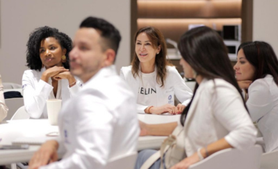 Académica UNAB es premiada en evento internacional de medicina estética en Corea del Sur