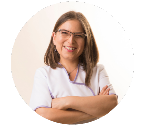 Académica UNAB aborda la importancia de la atención geriátrica integral en distintas charlas y actividades