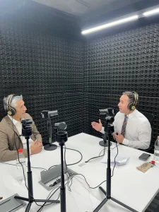 La IA no viene a reemplazarte, viene a cambiar las reglas | Vodcast UNAB