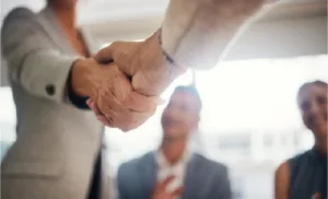 Informe del IPP UNAB plantea medidas para impulsar la creación de hasta 42 mil empleos formales